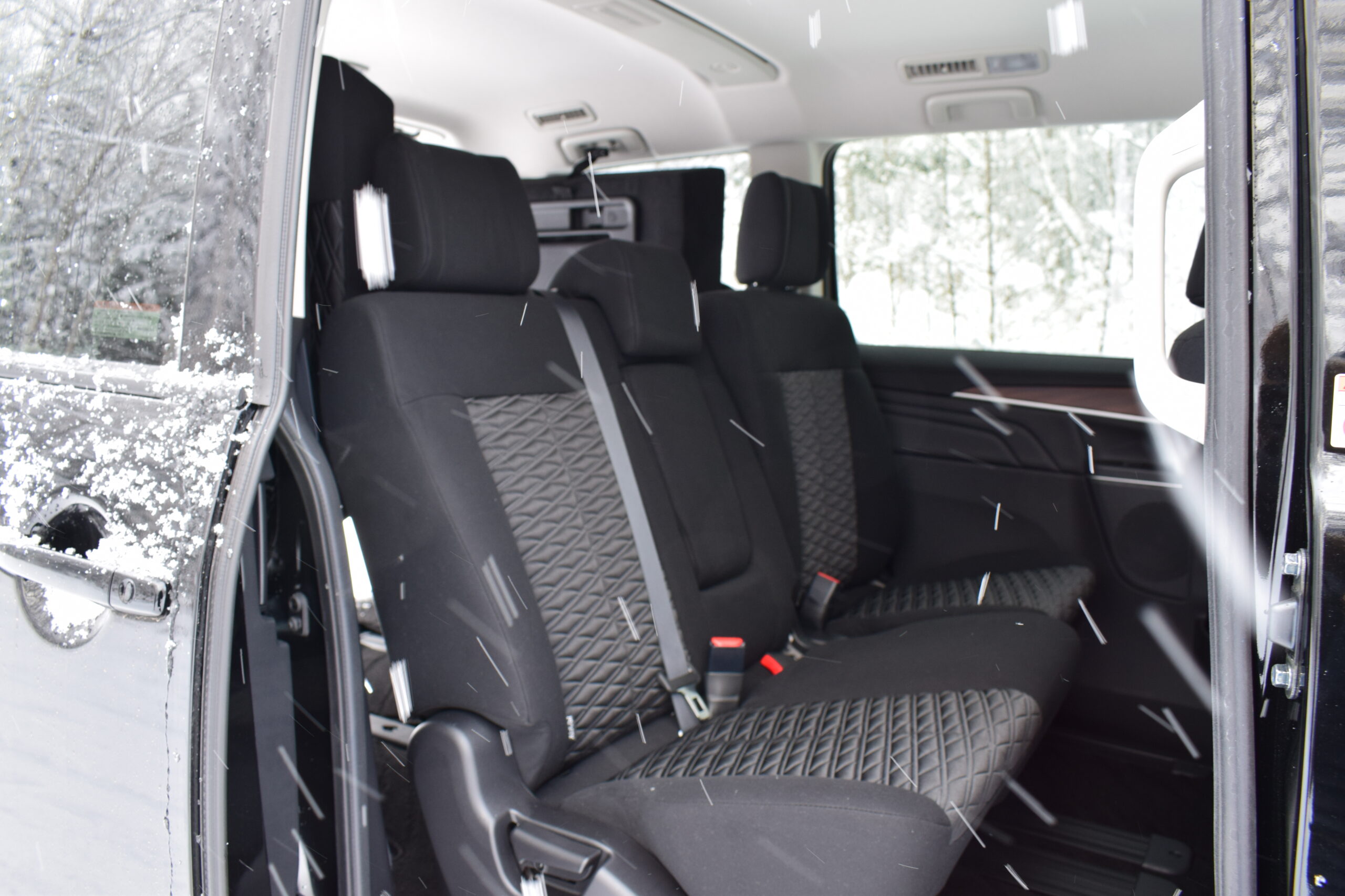 DELICA_seat
